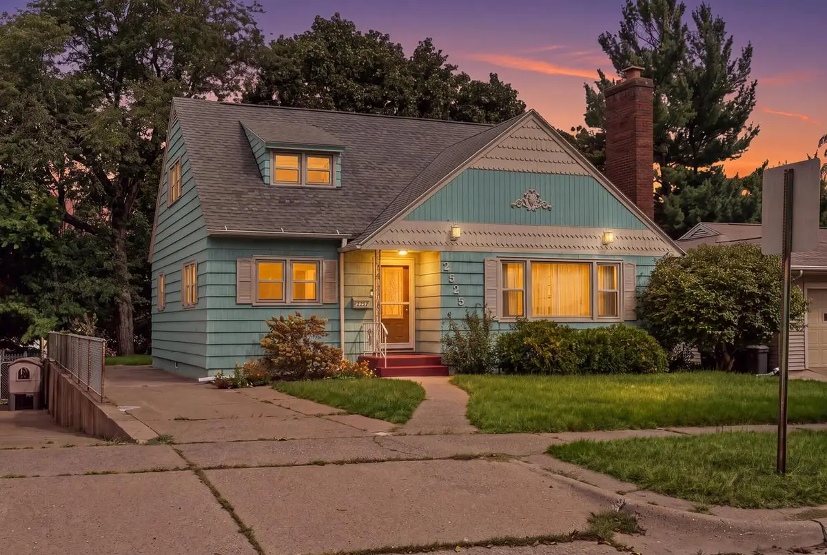 2525 Main STREET, La Crosse, WI 54601 - #1