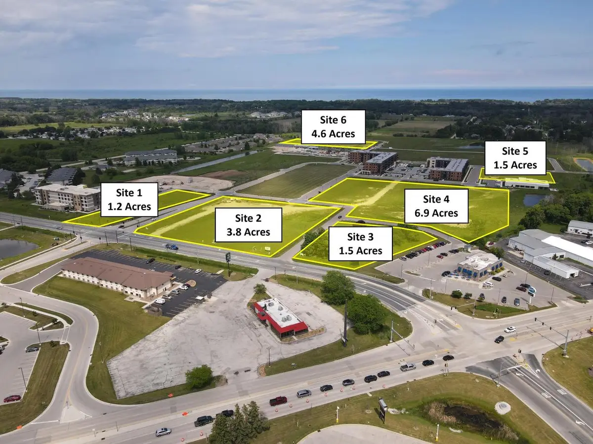 3727 JOLLIET TRAIL, Sheboygan, WI 53083 - #1
