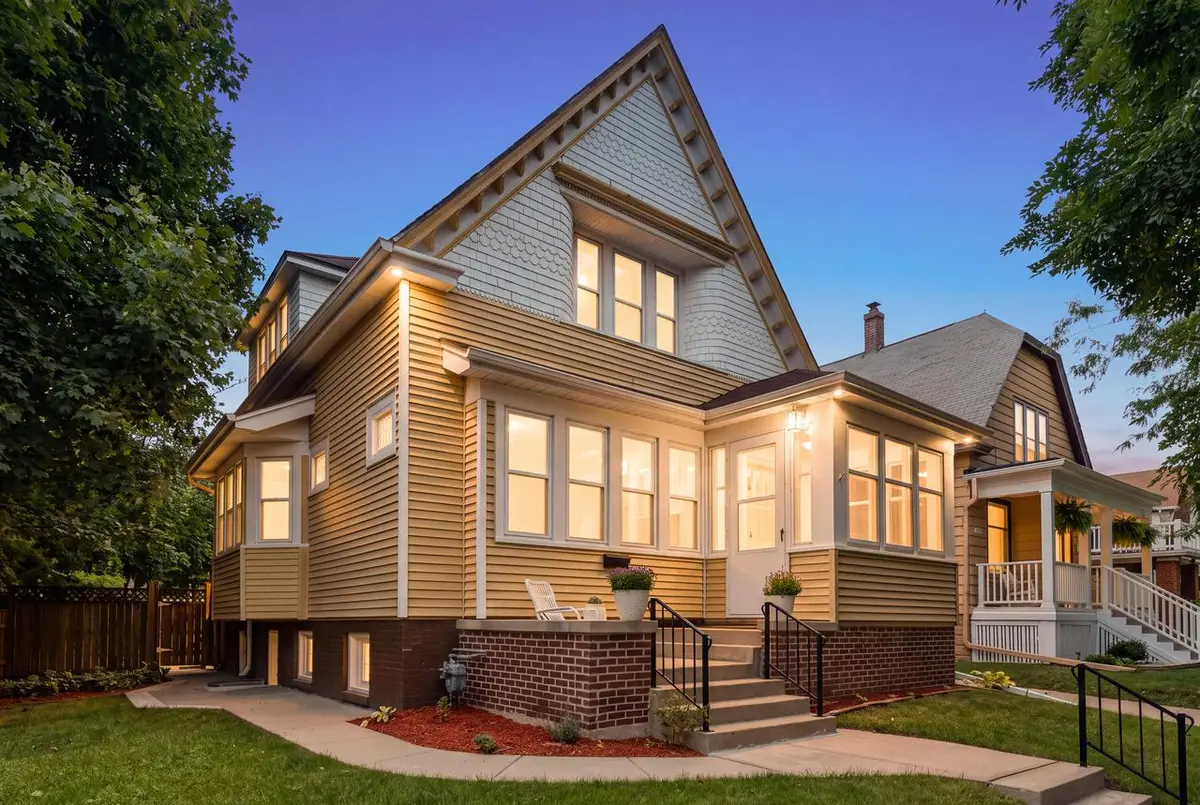 4015 N Stowell AVENUE, Shorewood, WI 53211 - #1