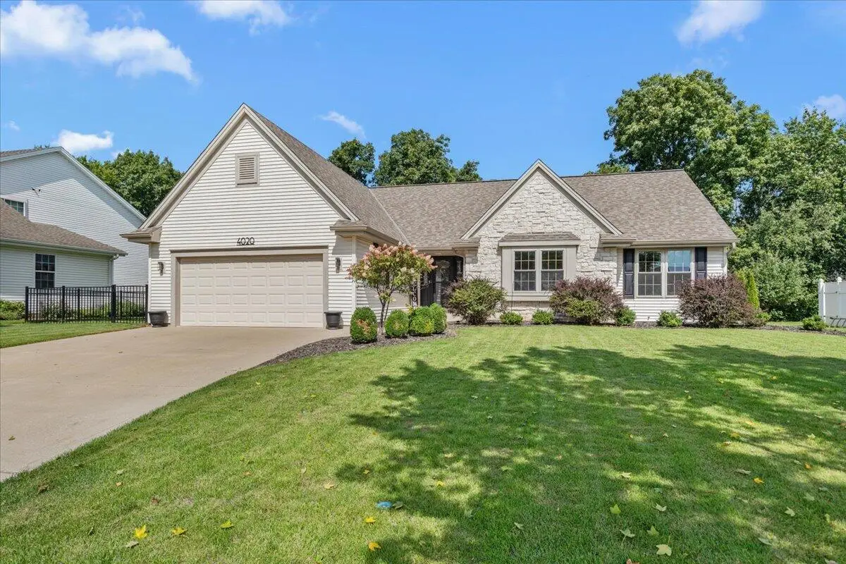 4020 W Lakeview DRIVE, Franklin, WI 53132 - #1
