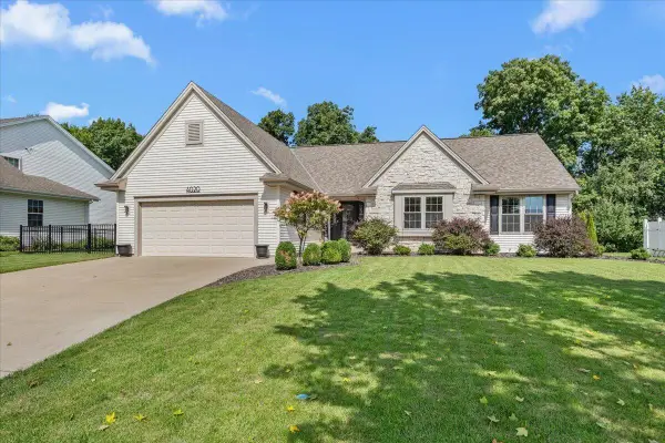 4020 W Lakeview DRIVE, Franklin, WI 53132