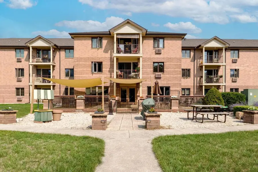 530 N Silverbrook DRIVE #201, West Bend, WI 53090 - #2
