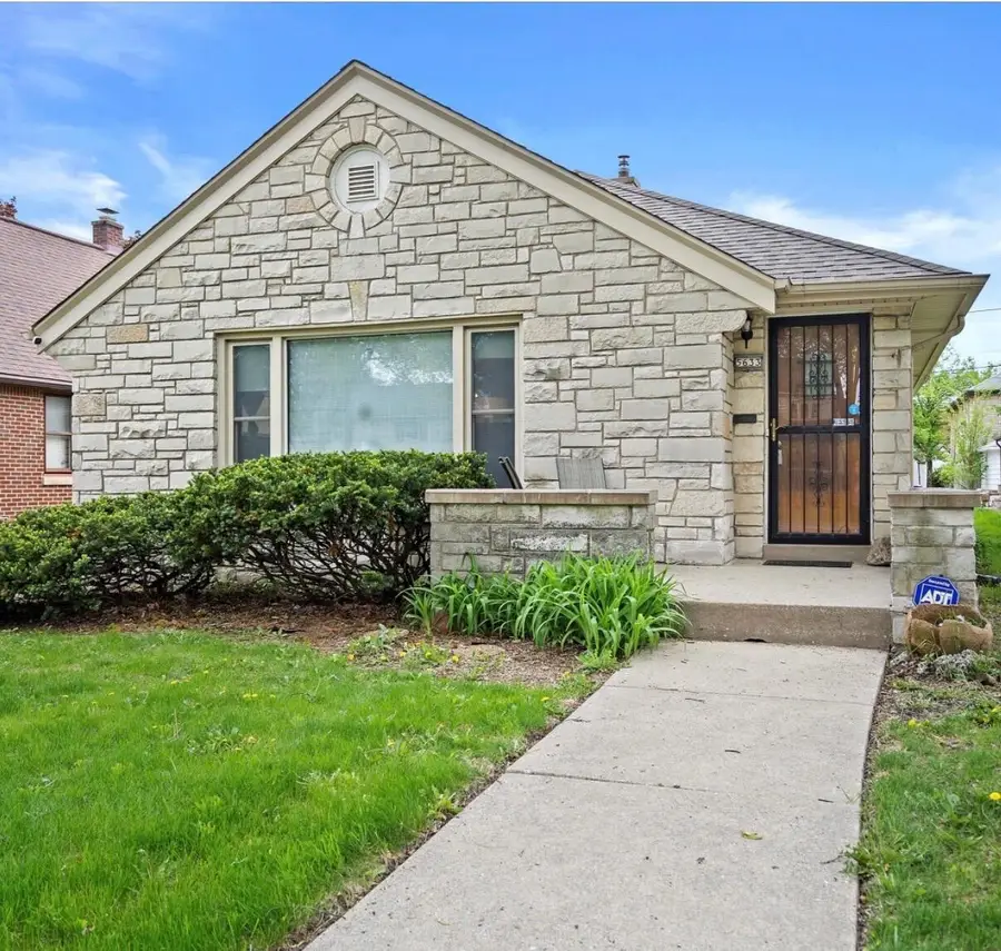 5633 W Roosevelt DRIVE, Milwaukee, WI 53216 - #2