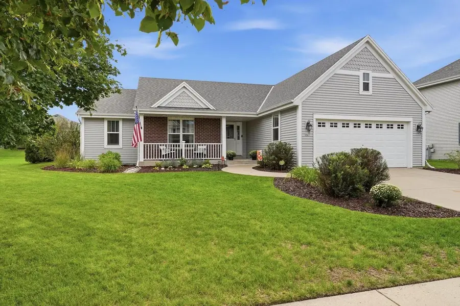 751 N Sandy LANE, Elkhorn, WI 53121 - #2