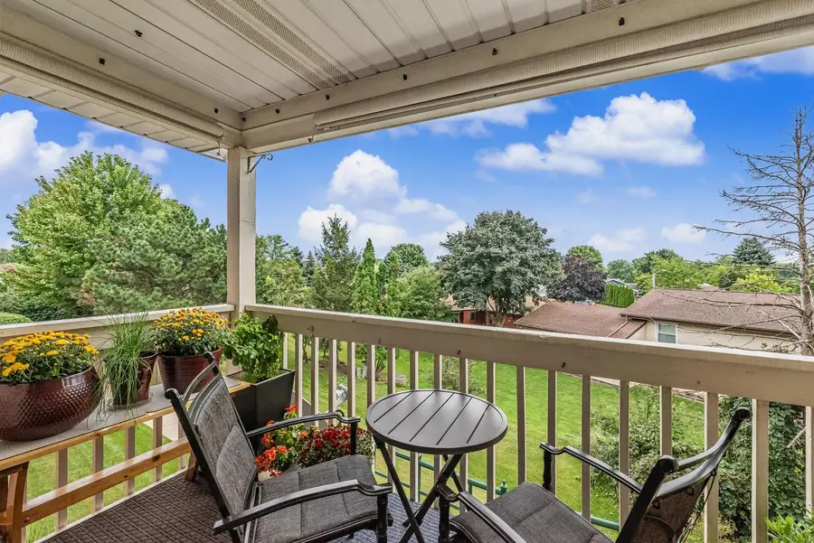 1992 Parknoll LANE, Port Washington, WI 53074 - #2