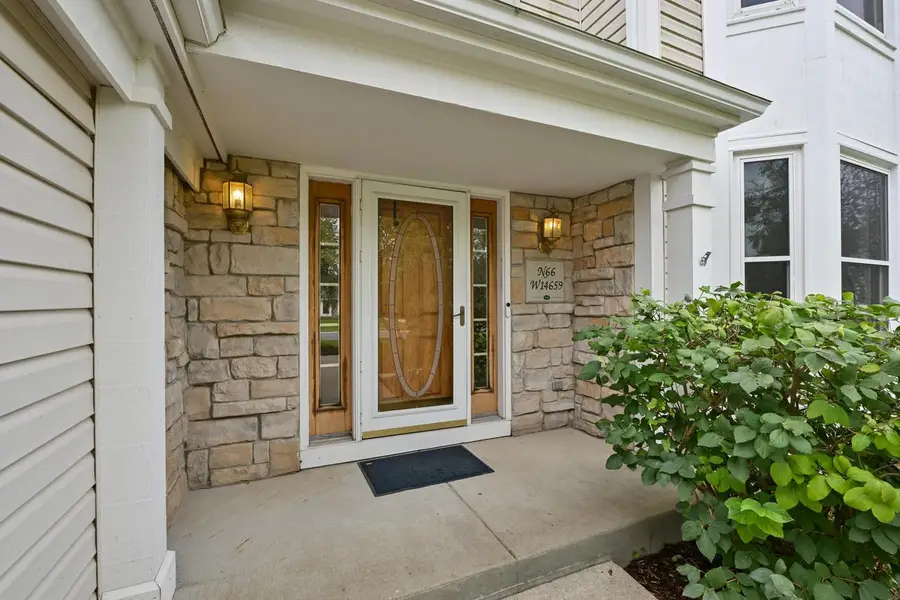 N66W14659 White Birch DRIVE, Menomonee Falls, WI 53051 - #3