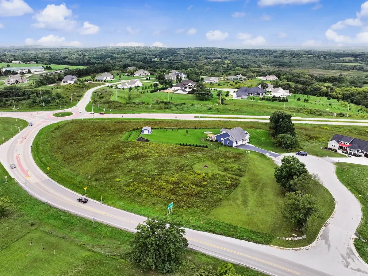 S59W29923 ACES COURT #Lt4, Waukesha, WI 53189 - #1