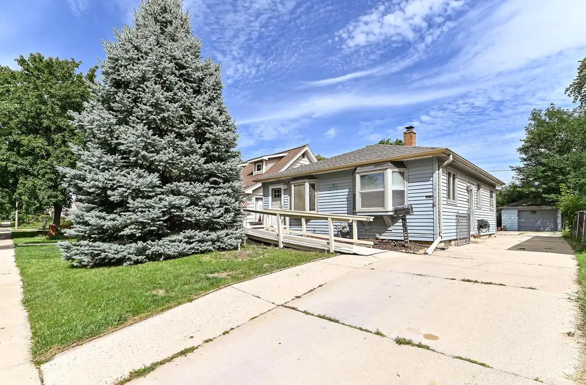 2818 S 71st STREET, Milwaukee, WI 53219 - #1