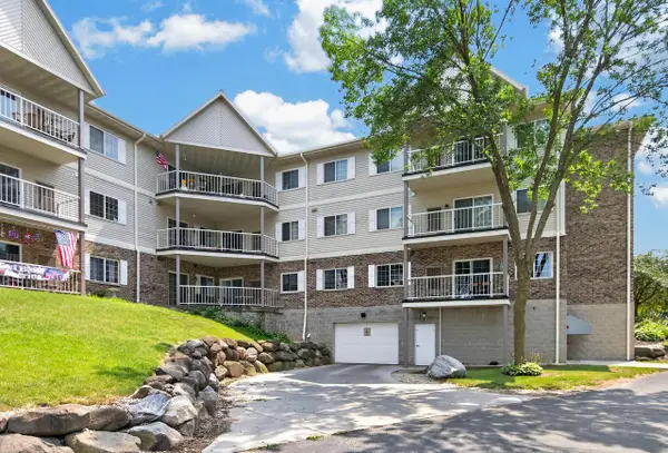 140 W Commerce BOULEVARD #311, Slinger, WI 53086