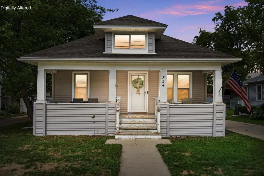 334 W 2nd STREET, Oconomowoc, WI 53066 - #2