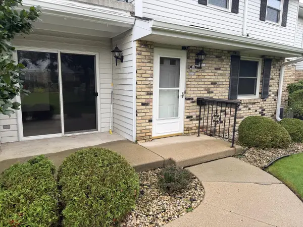 8631 31st COURT #102, Kenosha, WI 53142