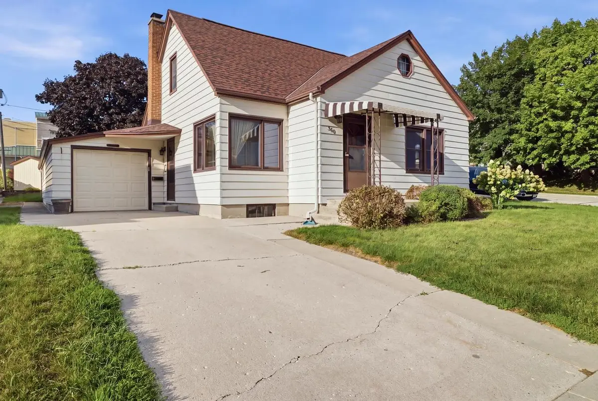 300 St Rose AVENUE, Fredonia, WI 53021 - #1