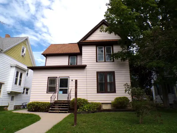 215 College AVENUE #217, Watertown, WI 53094