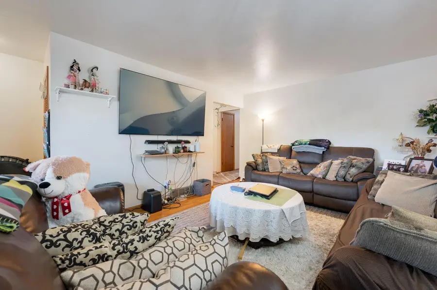 5637 N 86th PLACE, Milwaukee, WI 53225 - #3