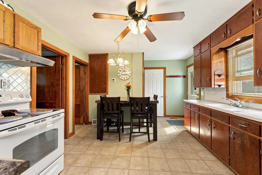 202 Center STREET E, Rockland, WI 54653 - #3