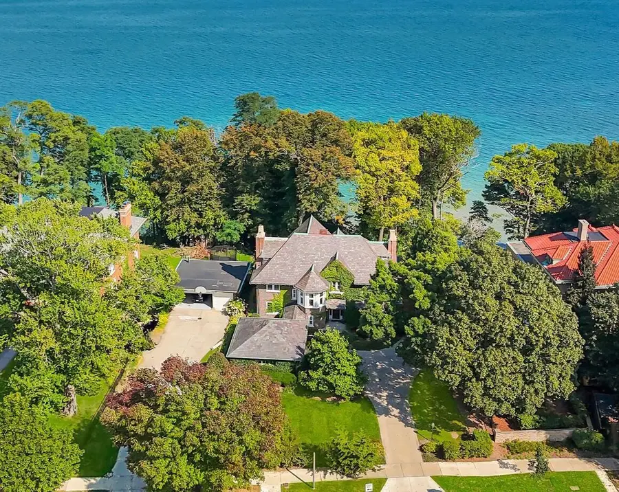 4400 N Lake DRIVE, Shorewood, WI 53211 - #2