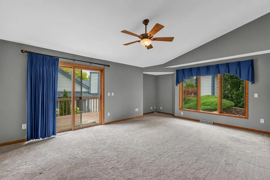 978 Bay View CIRCLE, Mukwonago, WI 53149 - #3