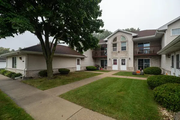 6185 S Creekside DRIVE #5, Cudahy, WI 53110