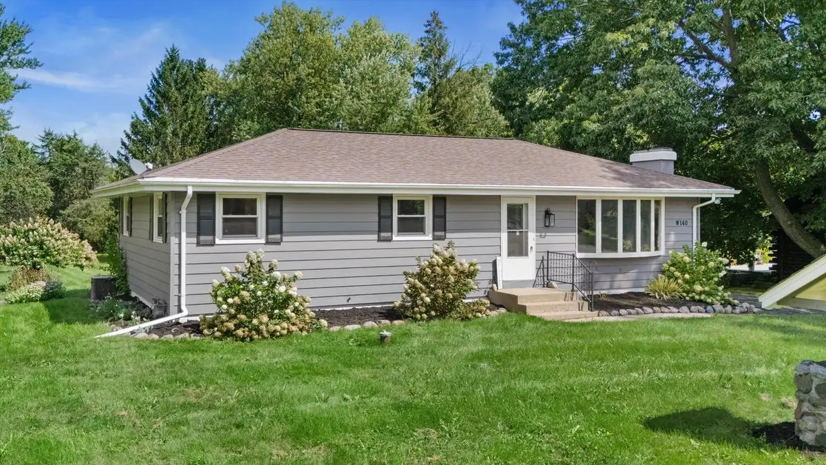W140 Belleview AVENUE, Oconomowoc, WI 53066 - #1
