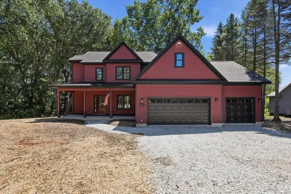 801 12th STREET, Kenosha, WI 53140