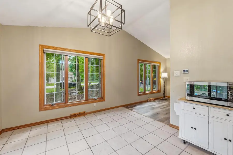 W2262 HARVER COURT, Brownsville, WI 53006 - #2