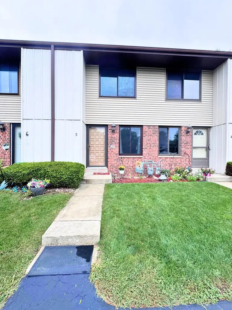 1415 Oakes ROAD #5, Mount Pleasant, WI 53406 - #1