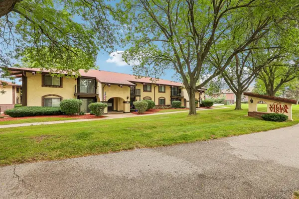 N82W13506 Fond Du Lac AVENUE #A207, Menomonee Falls, WI 53051