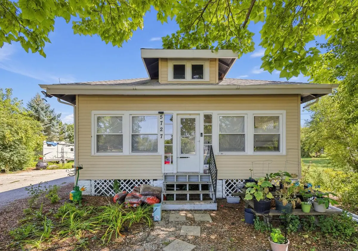 5727 Douglas AVENUE, Racine, WI 53402 - #1