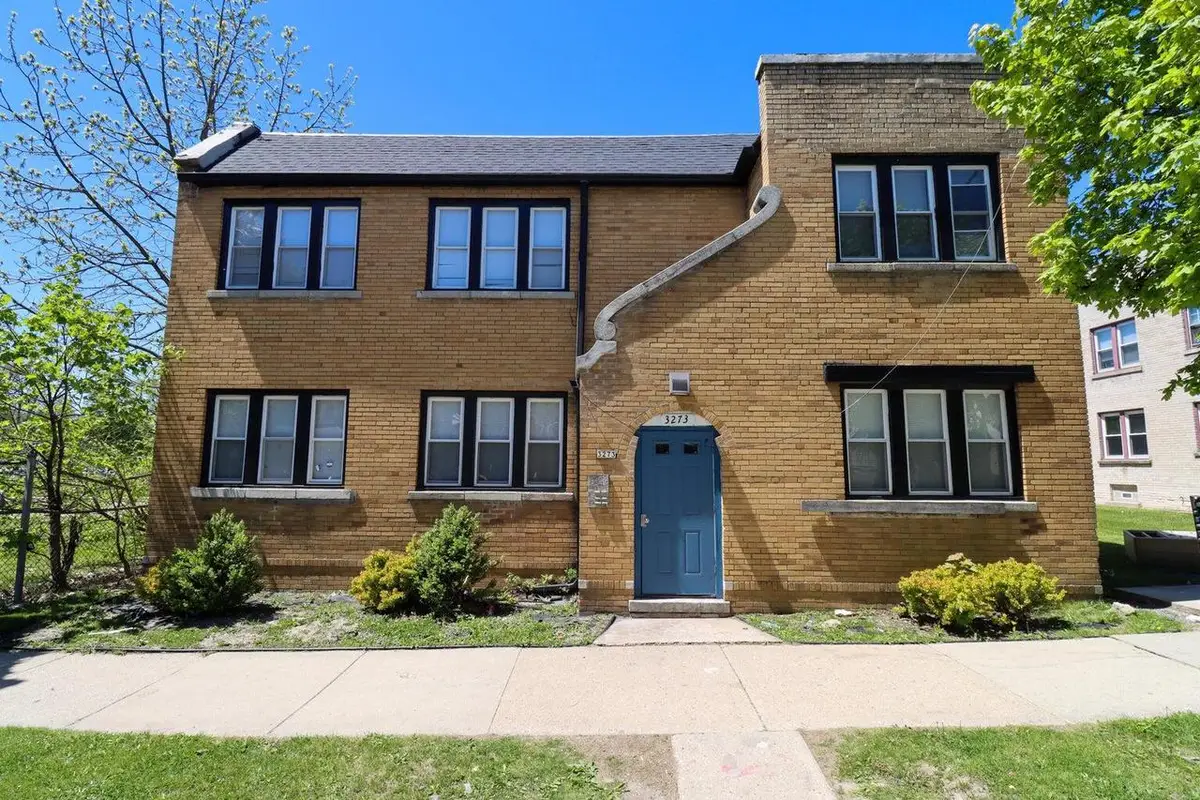 3273 N 17th STREET, Milwaukee, WI 53206 - #1