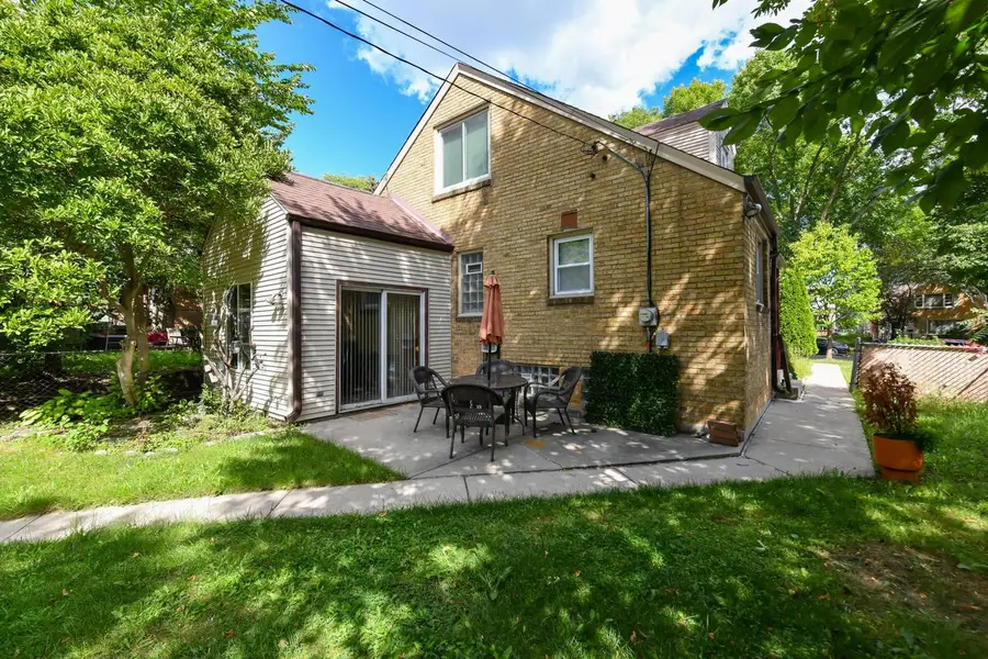 3209 N 81st STREET, Milwaukee, WI 53222 - #3