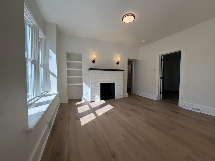 59 E Walworth AVENUE, Delavan, WI 53115 - #3