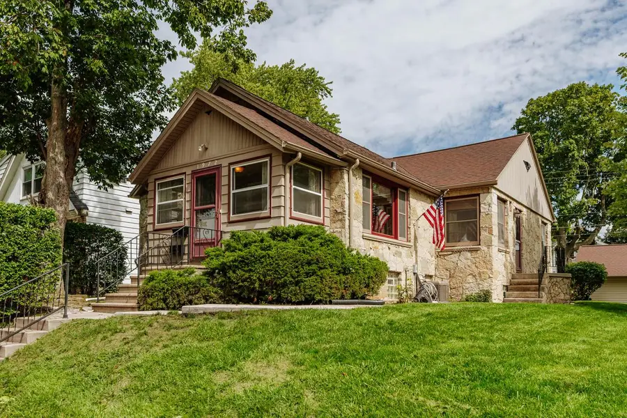 1972 S 90th STREET, West Allis, WI 53227 - #3