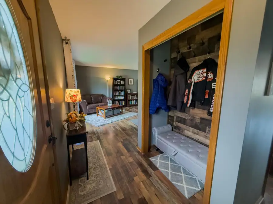 3655 S Sandalwood DRIVE, New Berlin, WI 53151 - #3