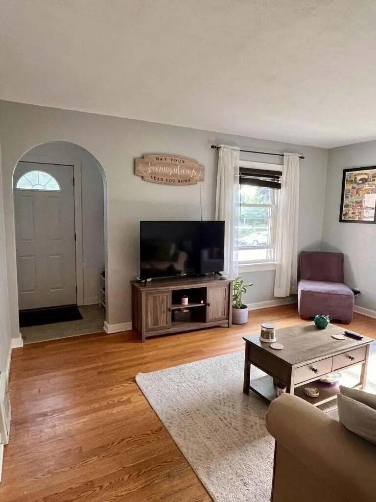 2021 Johnson STREET, La Crosse, WI 54601 - #2