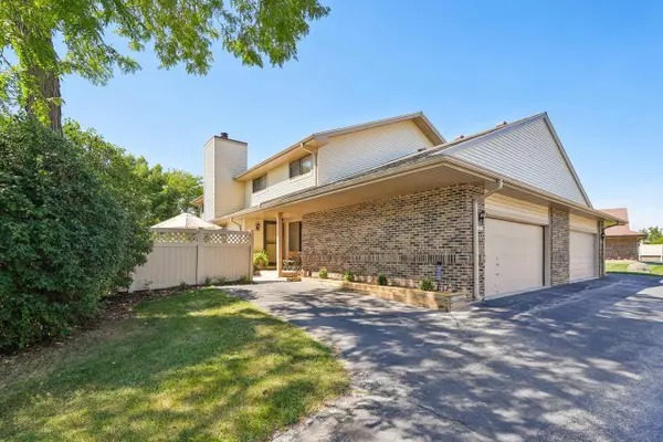 14054 W Tiffany PLACE, New Berlin, WI 53151