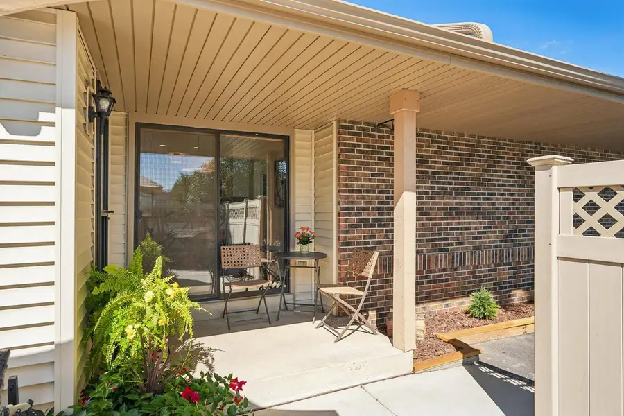 14054 W Tiffany PLACE, New Berlin, WI 53151 - #3