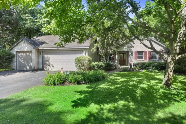 9240 400th AVENUE, Genoa City, WI 53128