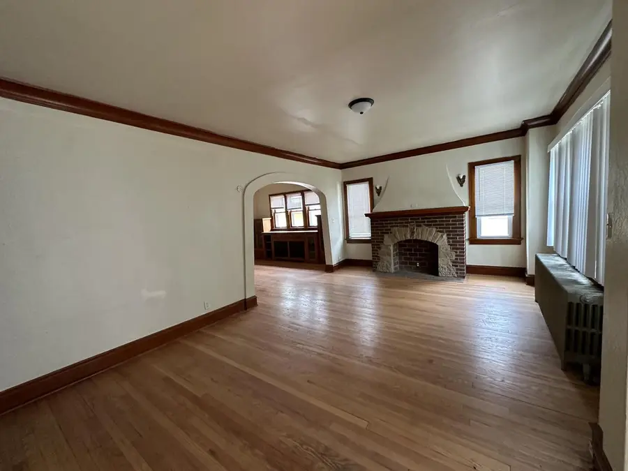 6221 W Thurston COURT #6221A/6221B, Milwaukee, WI 53218 - #2