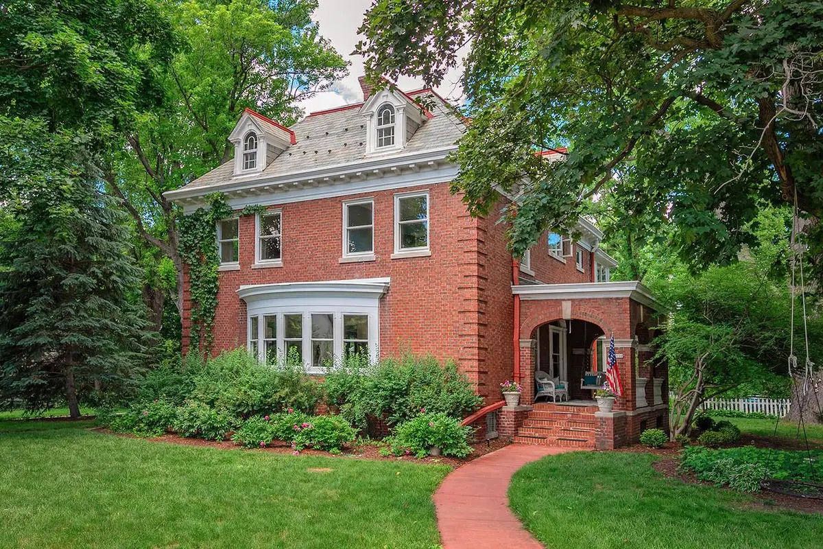 8000 Warren AVENUE, Wauwatosa, WI 53213 - #1