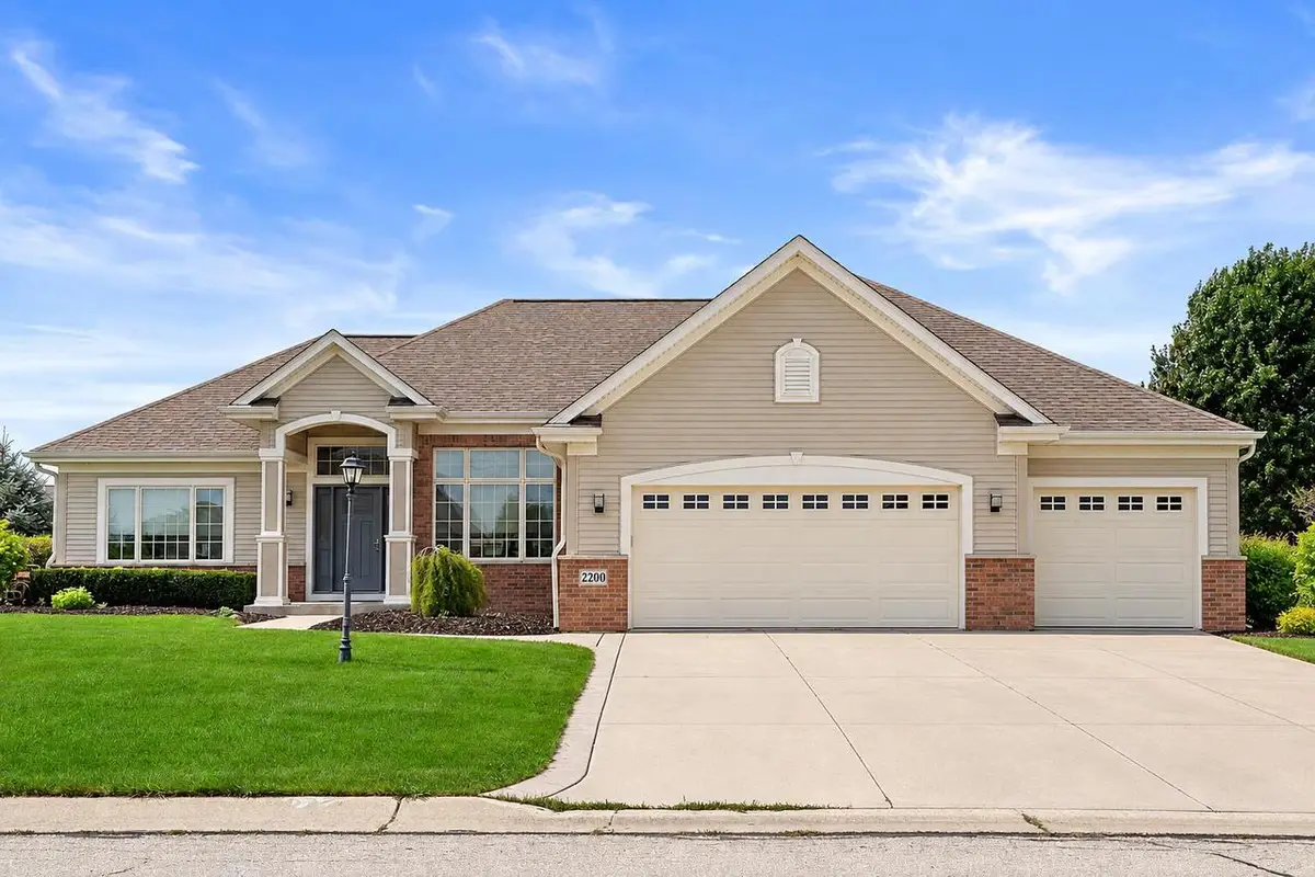 2200 Carlas WAY, Mount Pleasant, WI 53406 - #1