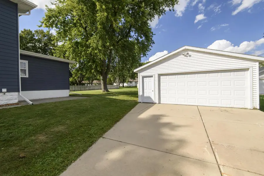 12744 W Fairmount AVENUE, Butler, WI 53007 - #2