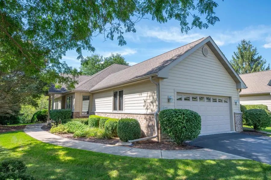 7043 S Lannonstone COURT, Franklin, WI 53132 - #3