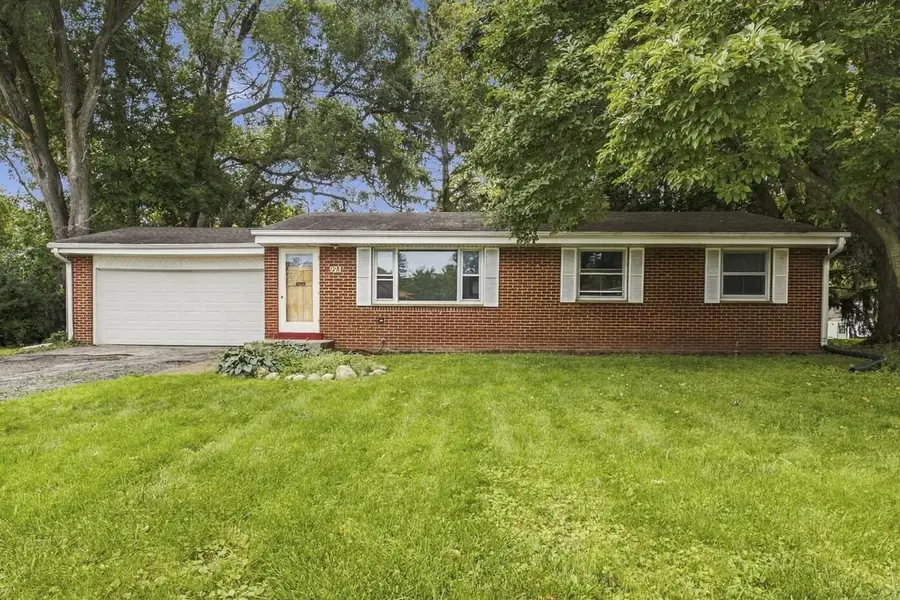 921 W Theresa LANE, Glendale, WI 53209 - #2
