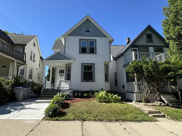 1711 E Belleview PLACE, Milwaukee, WI 53211