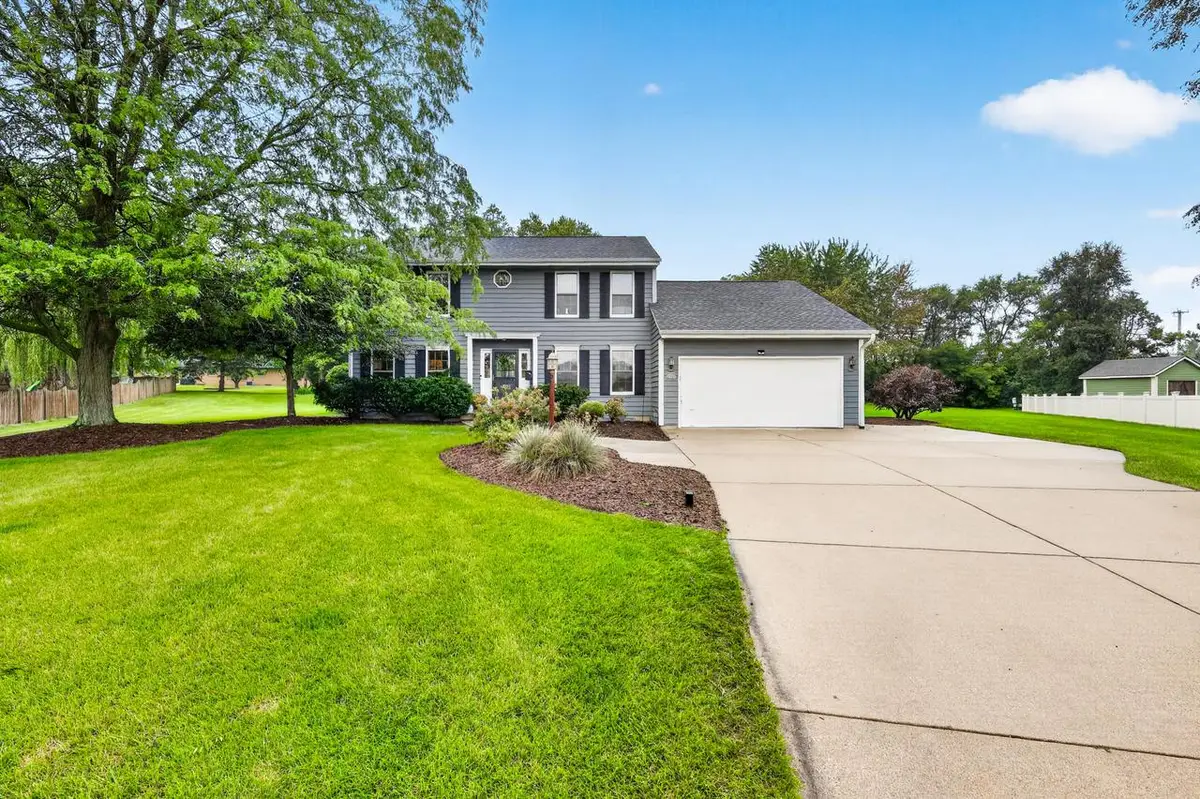 W148N7167 Terriwood COURT, Menomonee Falls, WI 53051 - #1