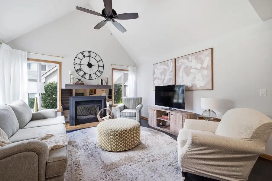 13562 W Fountain COURT, New Berlin, WI 53151 - #3