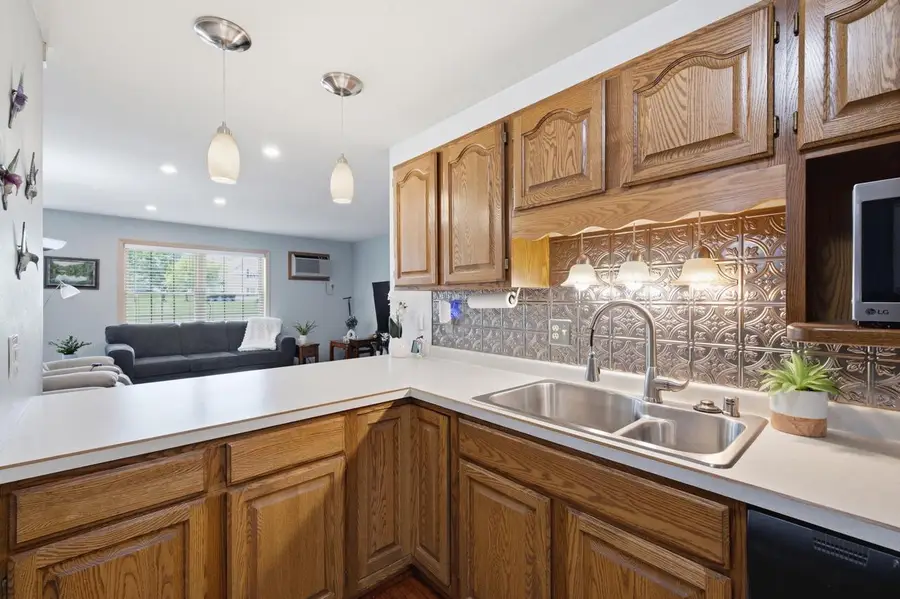 234 Minz Park CIRCLE #1, West Bend, WI 53095 - #3