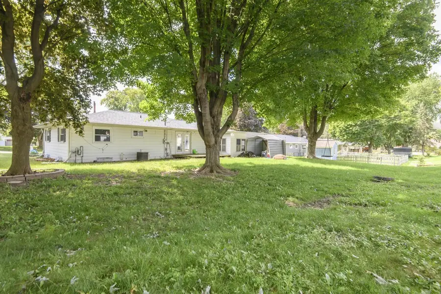 910 Mayer LANE, Mayville, WI 53050 - #2