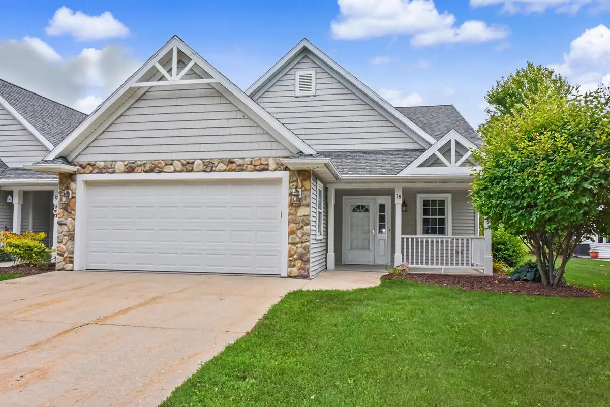 18 Cedar LANE, Elkhart Lake, WI 53020 - #1