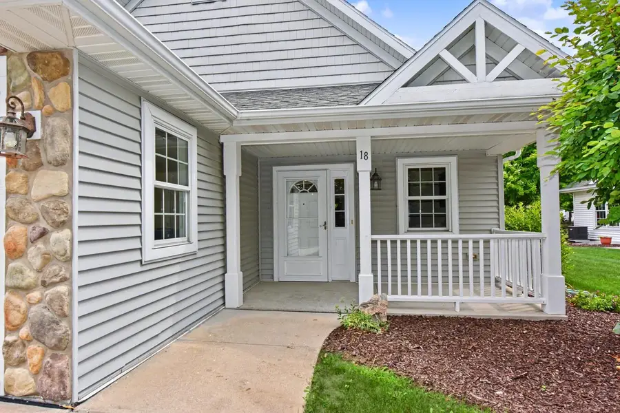 18 Cedar LANE, Elkhart Lake, WI 53020 - #2